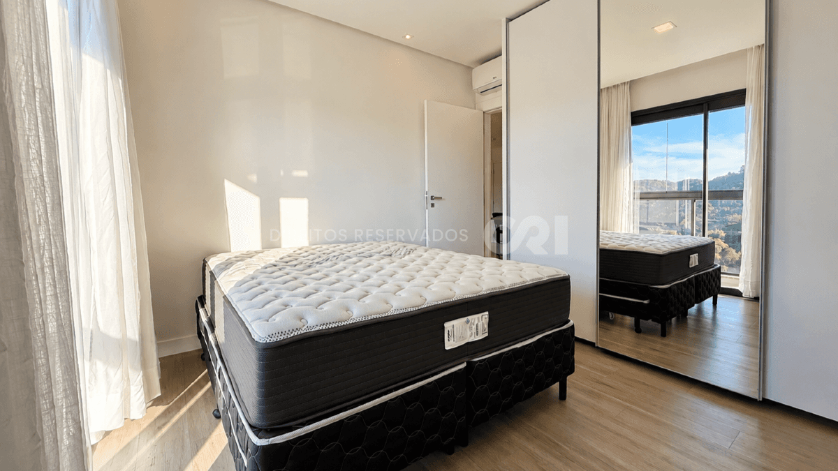 Apartamento com 2 Suítes mobiliado Brava Garden na Praia Brava em Itajaí