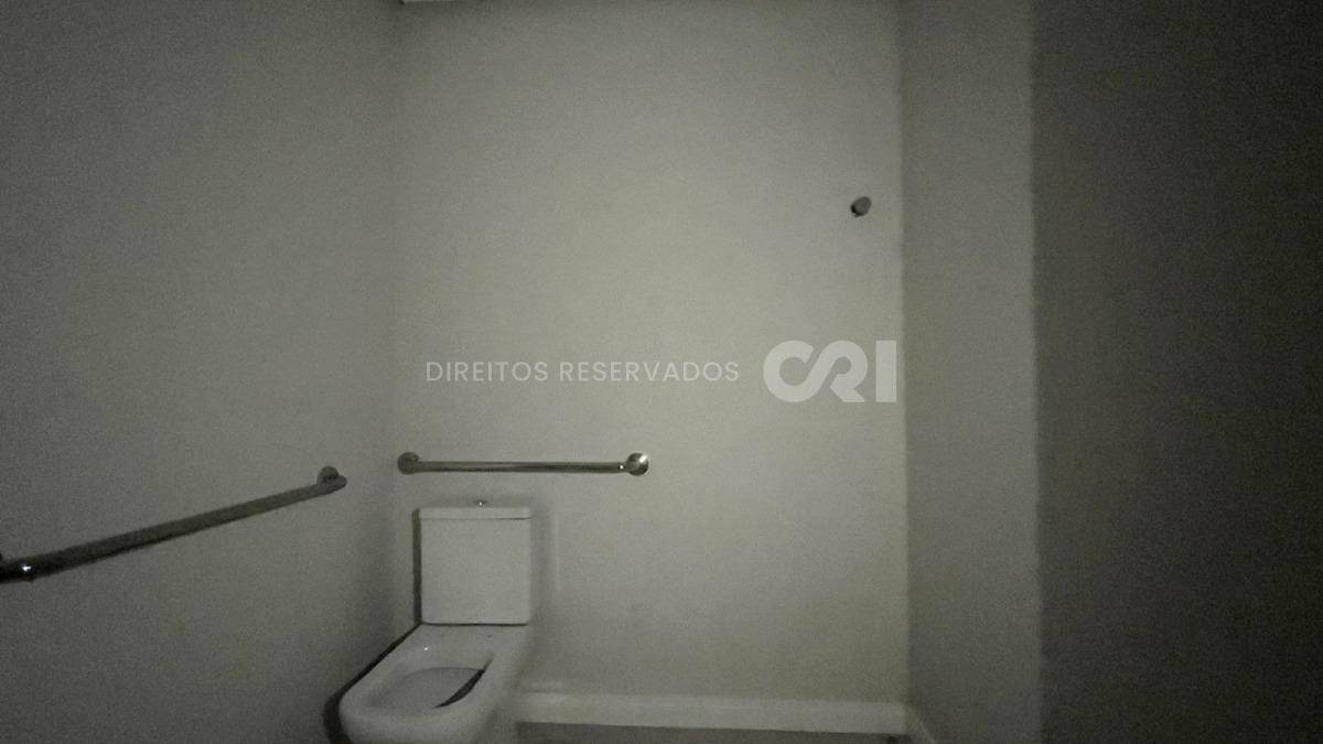 Sala comercial no edifício La Belle Tour no Centro em Balneário Camboriú