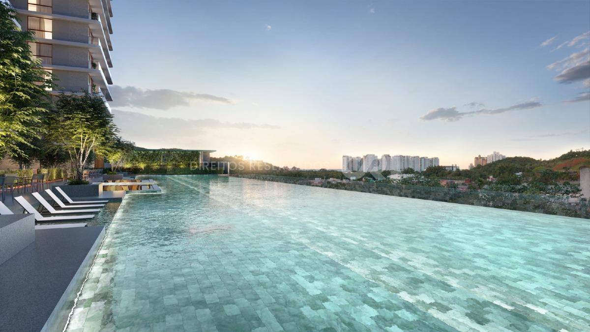 Apartamento com 2 Suítes no Brava Ocean Home Club na Praia Brava em Itajaí