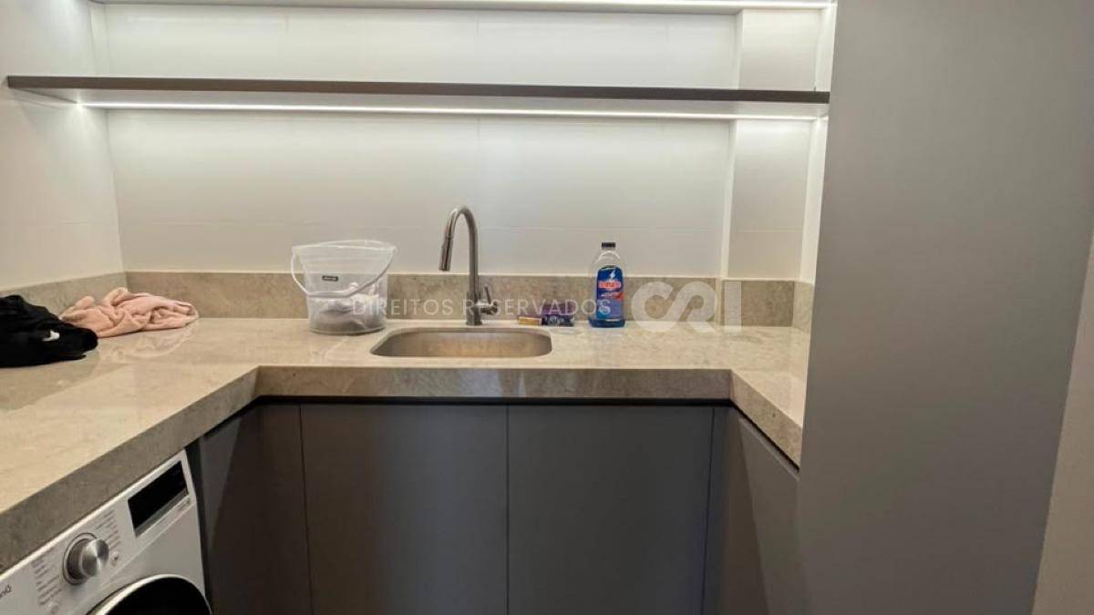 Apartamento com 3 Suítes no Riva na Praia Brava em Itajaí