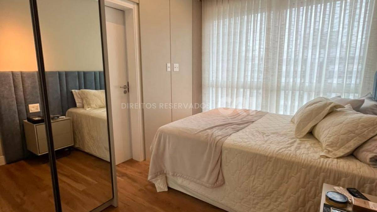Apartamento com 3 Suítes no Riva na Praia Brava em Itajaí