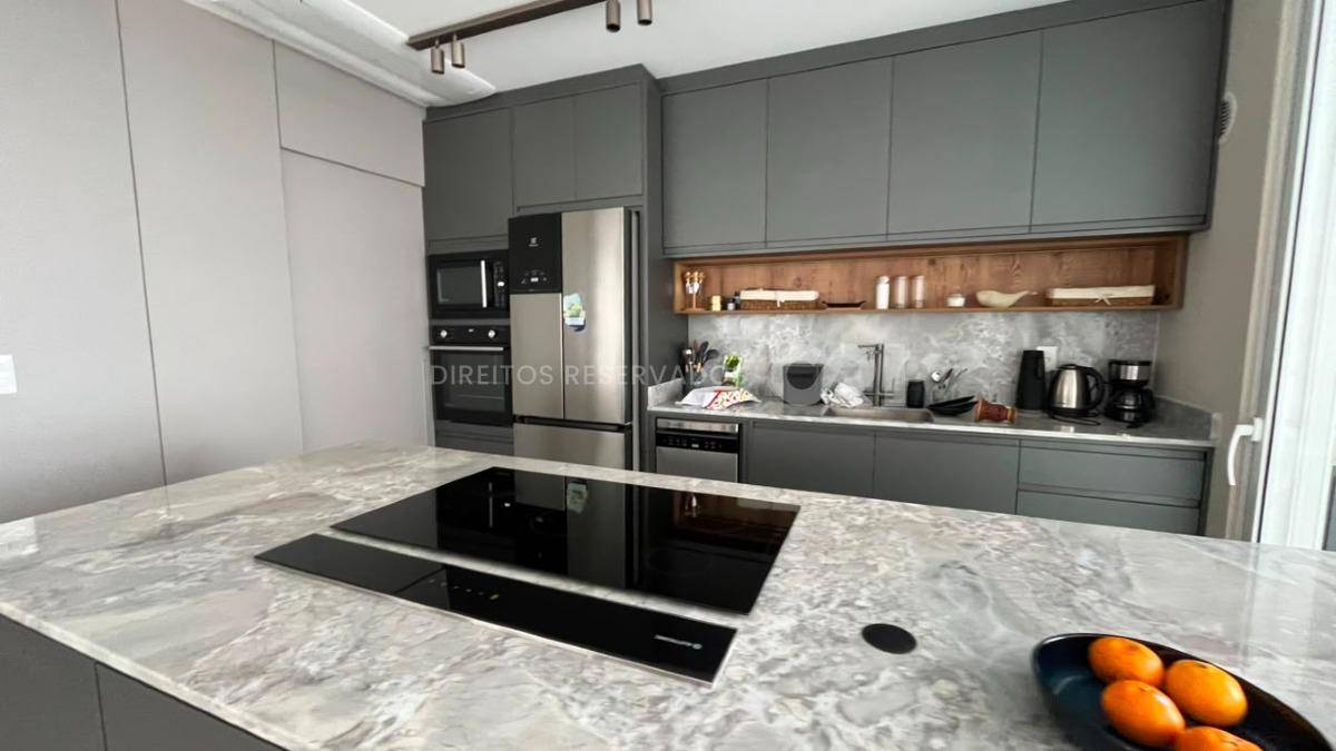 Apartamento com 3 Suítes no Riva na Praia Brava em Itajaí