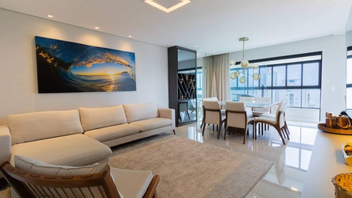 Apartamento mobiliado com 4 quartos no Argos Residence no Centro de Balneário Camboriú