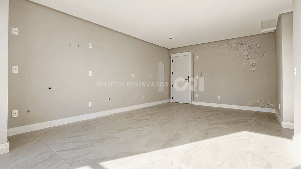 Apartamento com 2 dormitórios com sacada no Sky Brava na Praia Brava em Itajaí