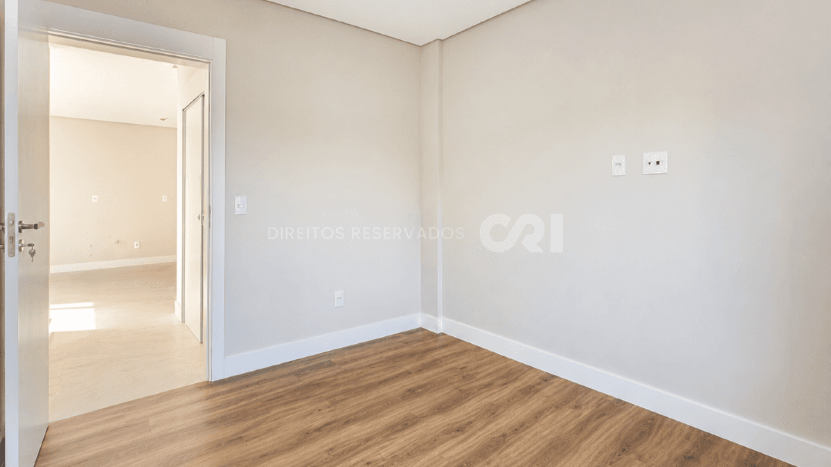 Apartamento com 2 dormitórios com sacada no Sky Brava na Praia Brava em Itajaí