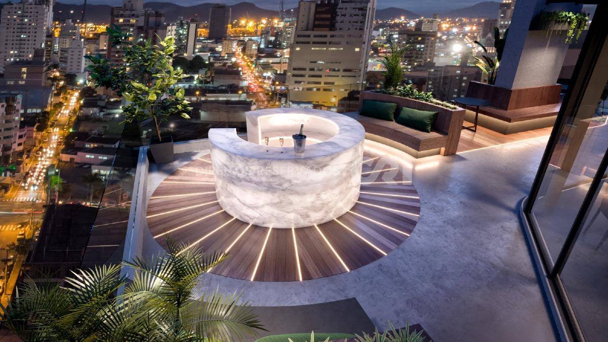 Apartamento com 2 Quartos no Sky Brava na Praia Brava em Itajaí