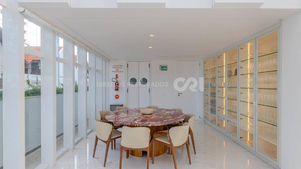 Apartamento com 3 Suítes e 163m² no Riva na Praia Brava em Itajaí