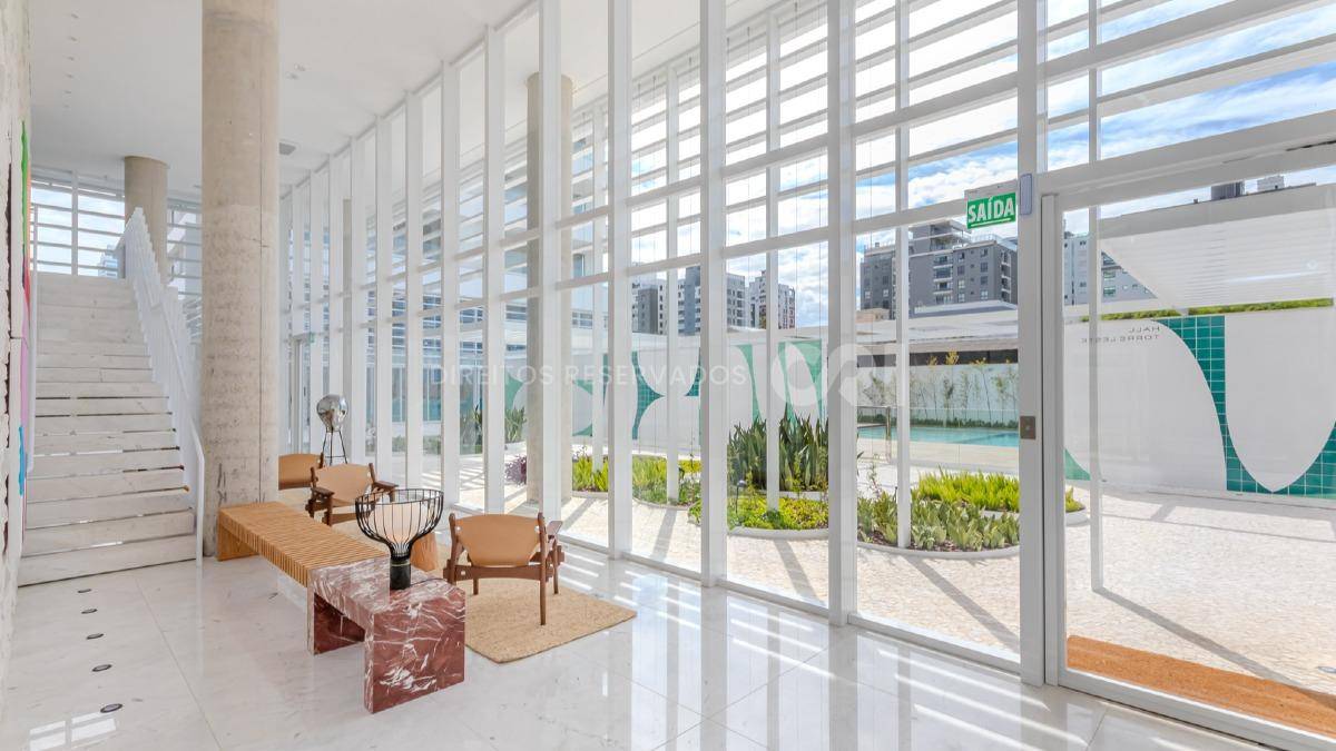 Apartamento com 3 Suítes e 163m² no Riva na Praia Brava em Itajaí