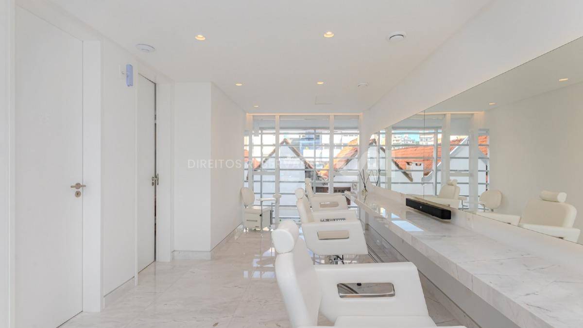 Apartamento com 3 Suítes e 163m² no Riva na Praia Brava em Itajaí