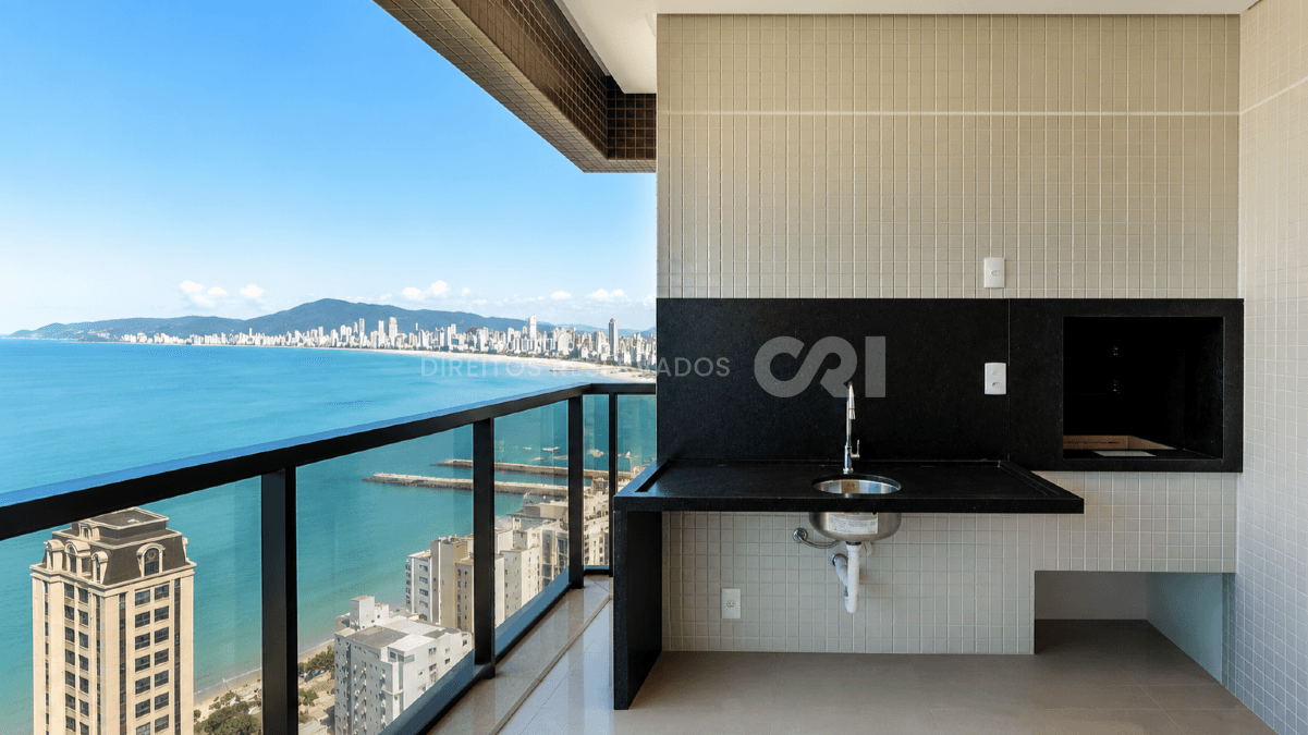 Apartamento com 2 Suítes no Boulevard Royal no Centro de Itapema