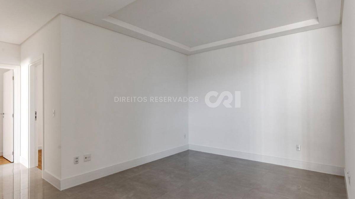 Apartamento com 2 Suítes no Boulevard Royal no Centro de Itapema