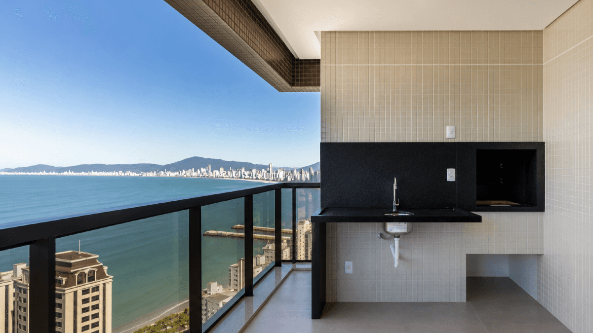 Apartamento com 3 Suítes no Boulevard Royal no Centro de Itapema