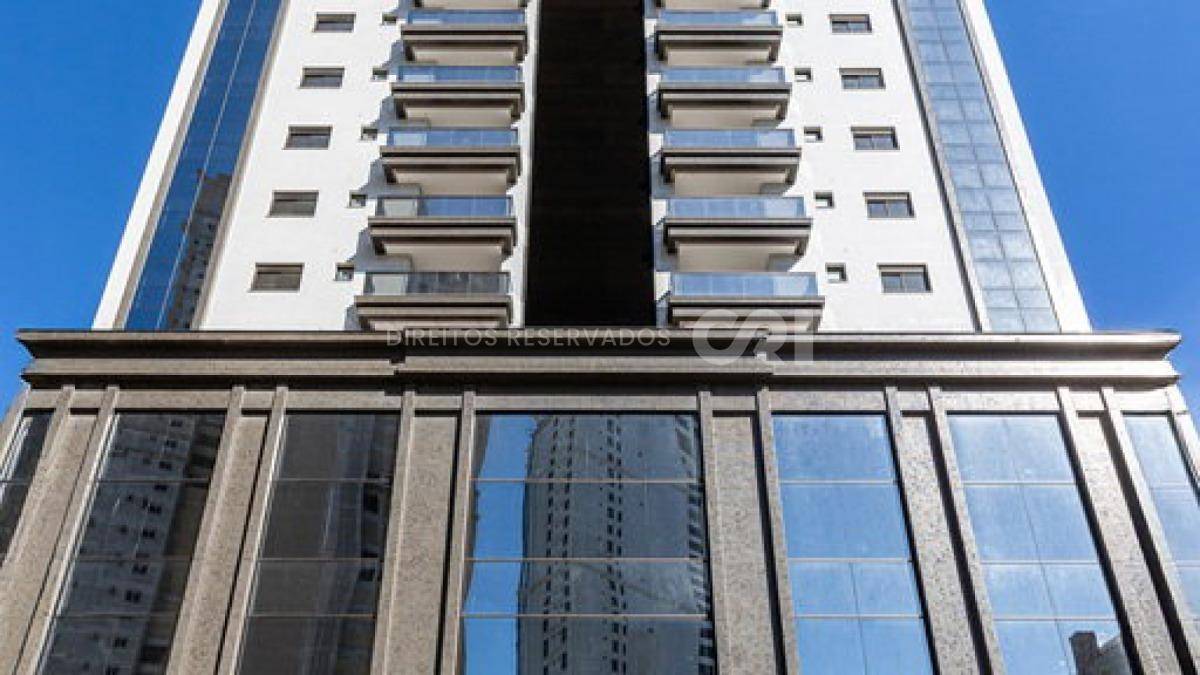 Apartamento com 3 Suítes no Boulevard Royal no Centro de Itapema