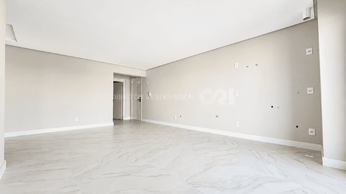 Apartamento vista para o Mar com 3 Suítes no Sky Brava na Praia Brava em Itajaí