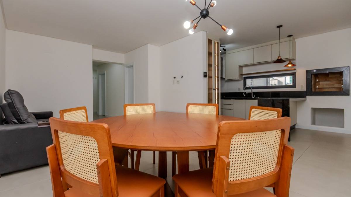Apartamento Mobiliado com 3 Suítes no Edifício Tierra del Sol no Centro de Balneário Camboriú