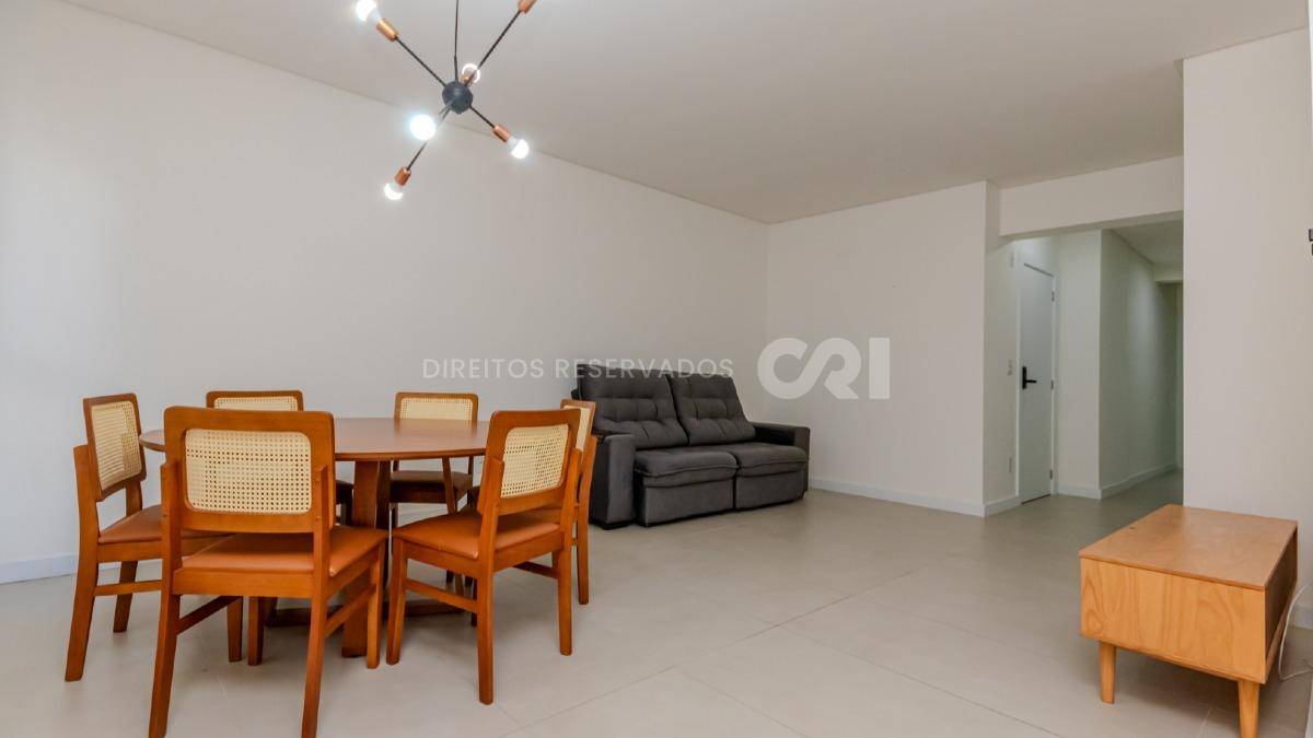 Apartamento Mobiliado com 3 Suítes no Edifício Tierra del Sol no Centro de Balneário Camboriú