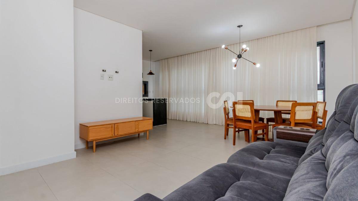 Apartamento Mobiliado com 3 Suítes no Edifício Tierra del Sol no Centro de Balneário Camboriú