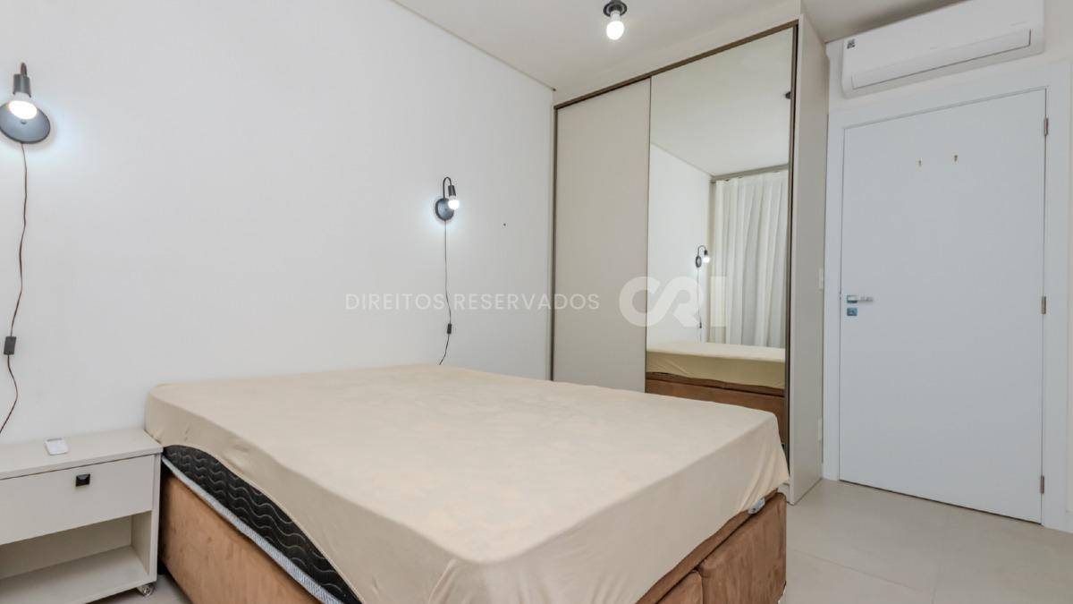 Apartamento Mobiliado com 3 Suítes no Edifício Tierra del Sol no Centro de Balneário Camboriú