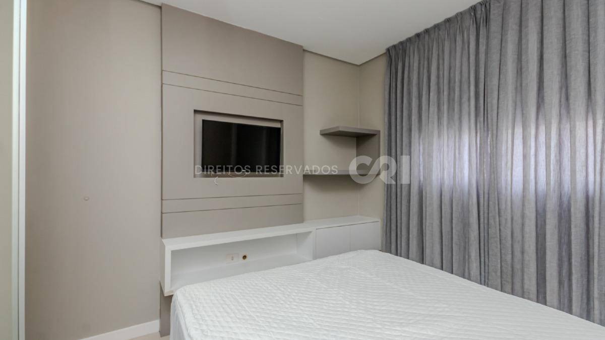 Apartamento com 4 suítes no Edifício Villa Castelli no Centro de Balneário Camboriú