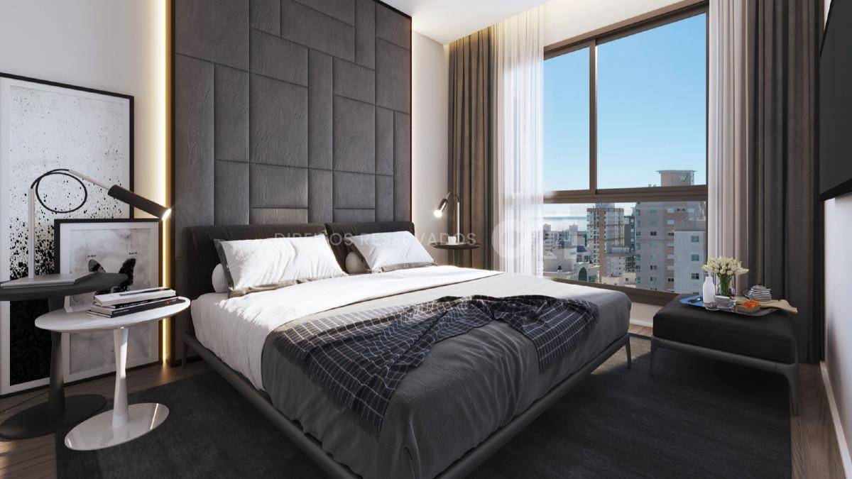 Apartamento com 3 Suítes no Edifício Senses na Meia Praia, Itapema.