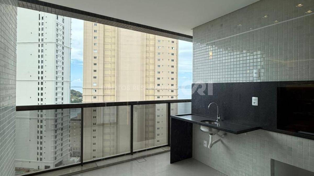 Apartamento com 3 Suítes no Boulevard Royal no Centro, Itapema