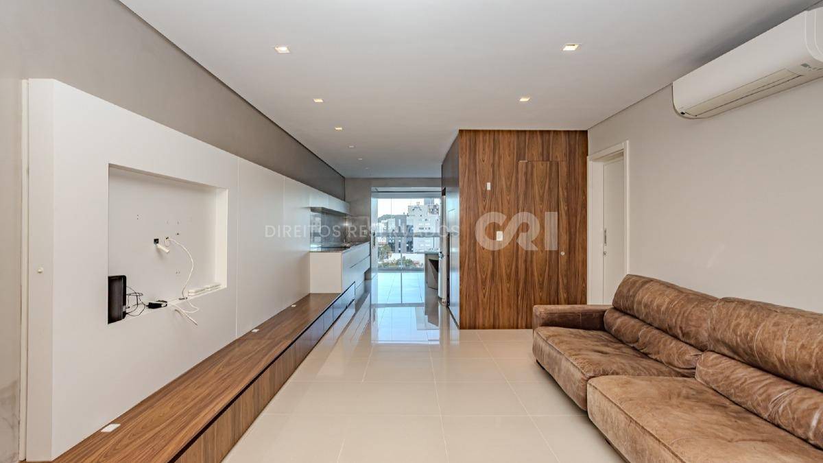 Apartamento com 3 Suítes no Amores da Brava Club House na Praia Brava, Itajaí.