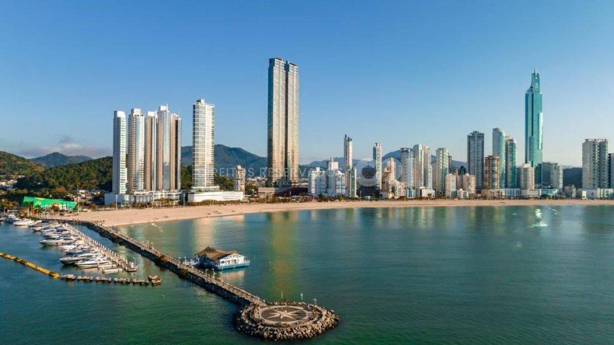 Apartamento com 4 Suítes, 3 vagas no Yachthouse by Pininfarina na Barra Sul em Balneário Camboriú