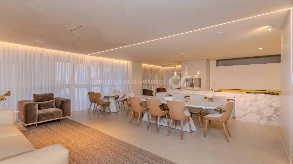 Apartamento com 4 Suítes no Tonino Lamborghini na Barra Sul em Balneário Camboriú