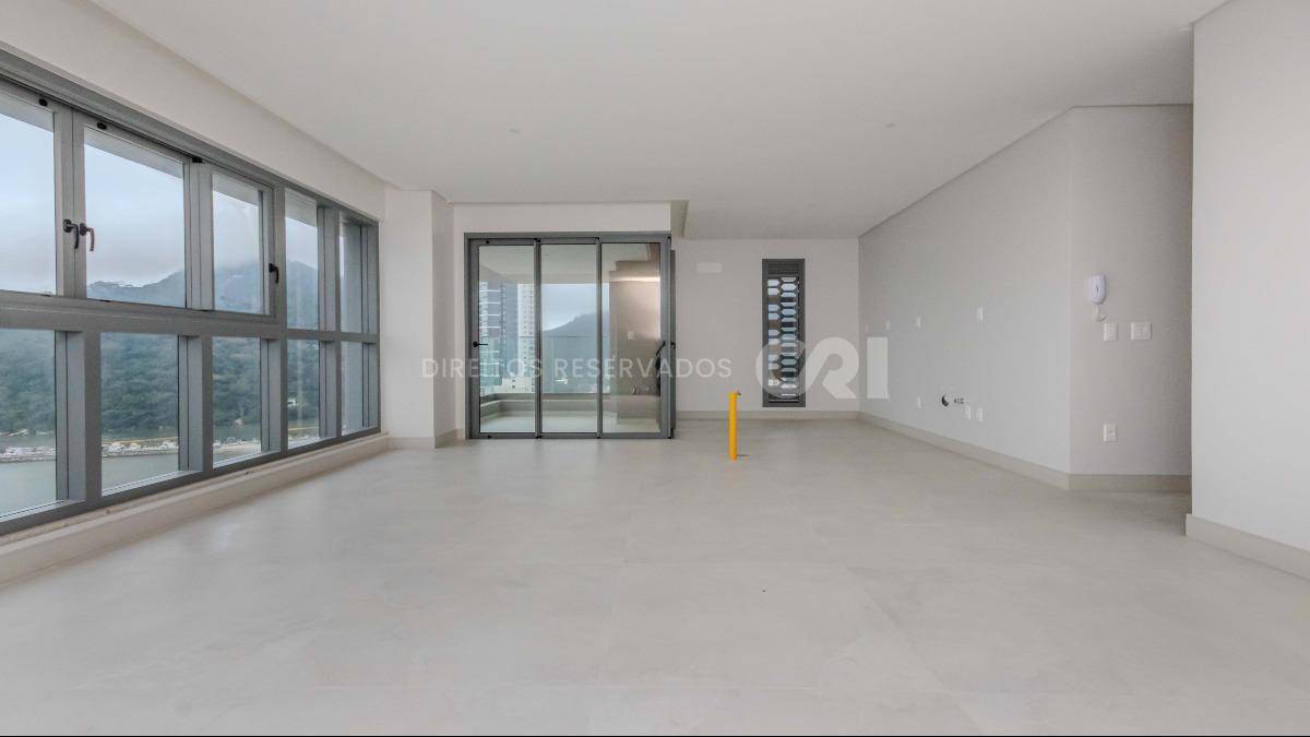 Apartamento com 4 Suítes no Tonino Lamborghini na Barra Sul em Balneário Camboriú
