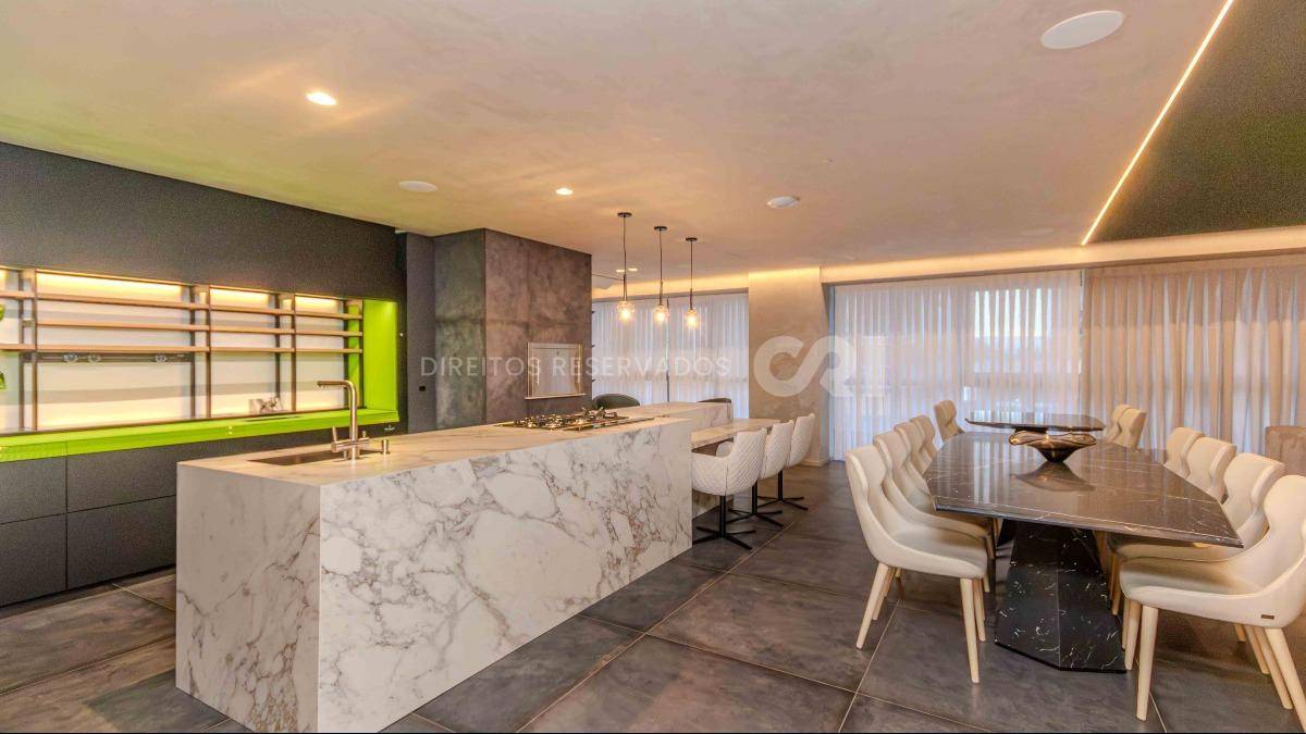 Apartamento de 4 suítes no Tonino Lamborghini Residences na Barra Sul em Balneário Camboriú