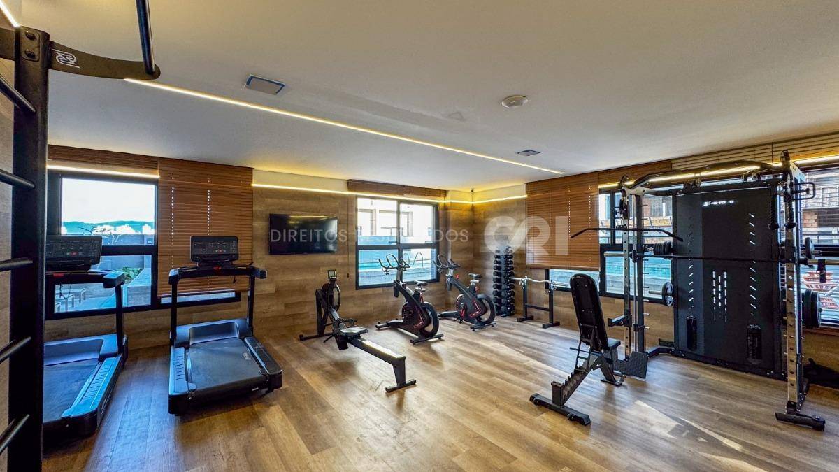 Apartamento com 3 Suítes no La Joie em Meia Praia, Itapema