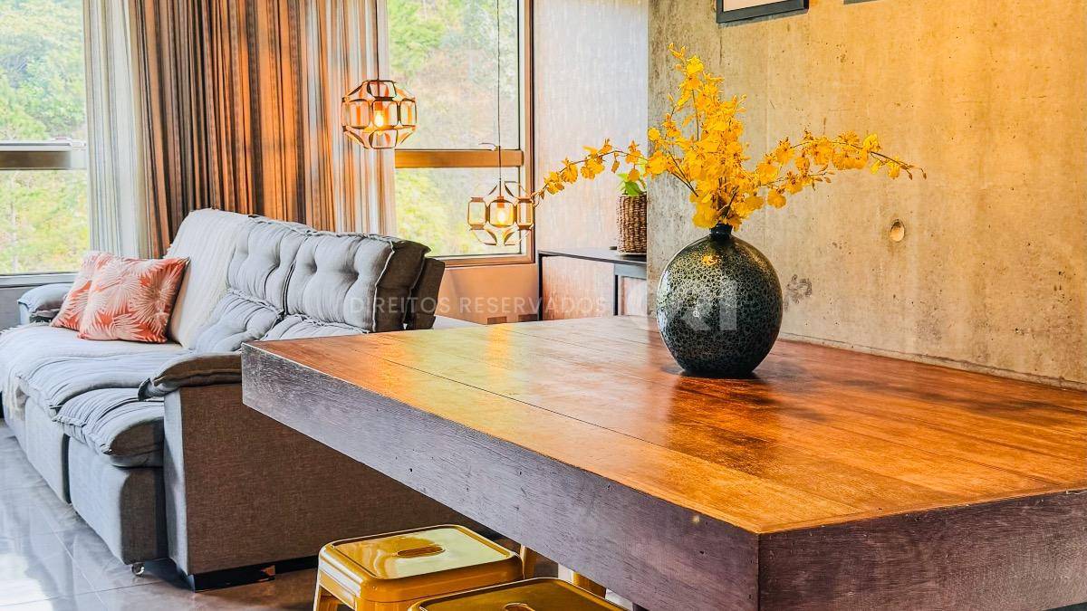 Apartamento Mobiliado com 1 Suíte no MaxHaus na Praia Brava em Itajaí