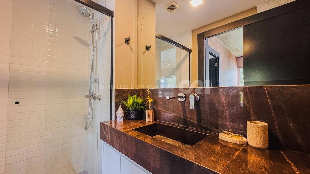 Apartamento Mobiliado com 1 Suíte no MaxHaus na Praia Brava em Itajaí
