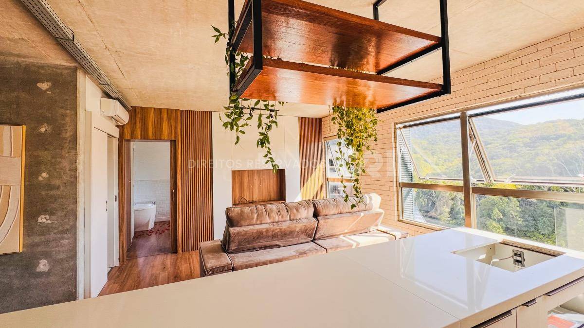 Apartamento com 1 Quarto Mobiliado no MaxHaus na Praia Brava em Itajaí