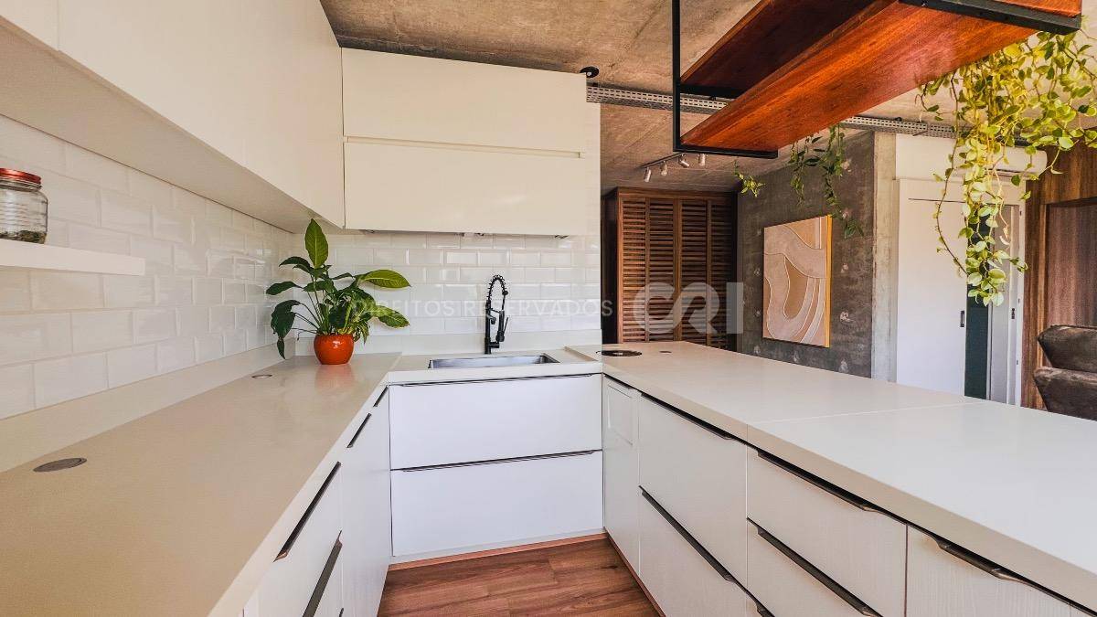 Apartamento com 1 Quarto Mobiliado no MaxHaus na Praia Brava em Itajaí