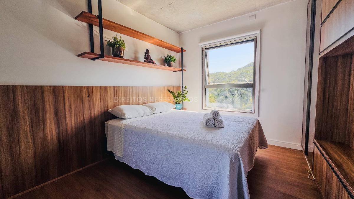 Apartamento com 1 Quarto Mobiliado no MaxHaus na Praia Brava em Itajaí