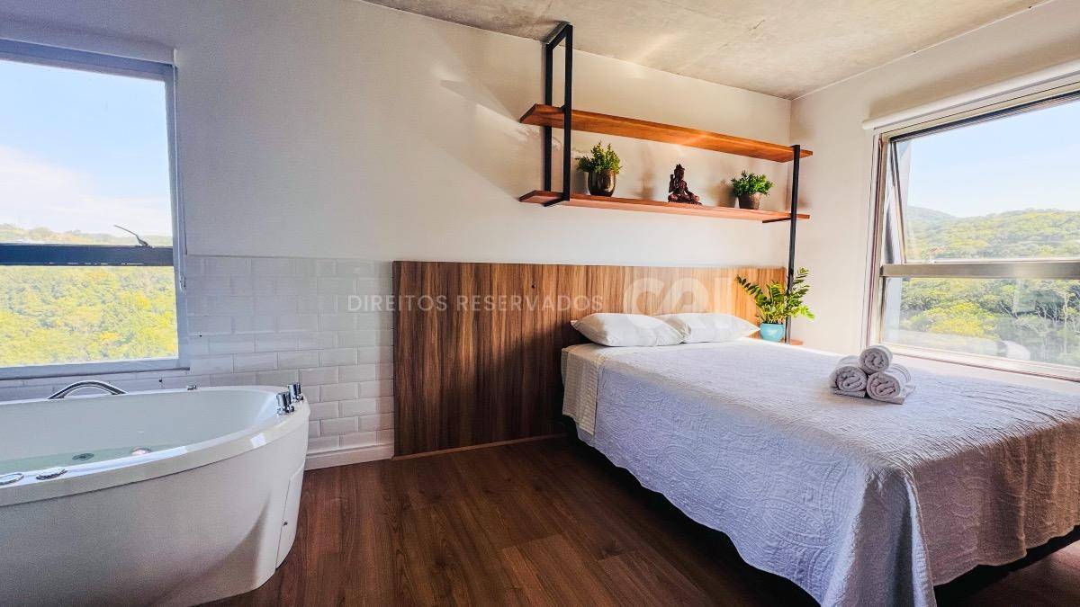 Apartamento com 1 Quarto Mobiliado no MaxHaus na Praia Brava em Itajaí