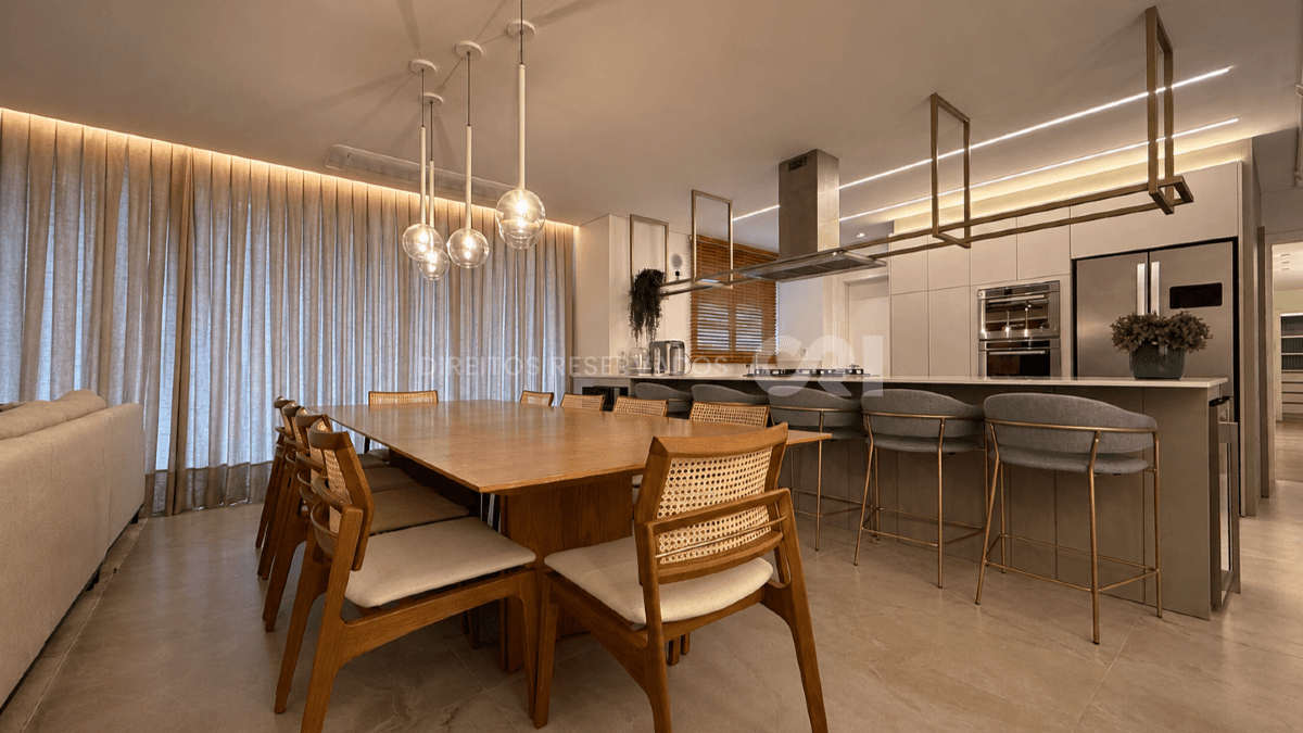 Apartamento com 3 Suítes no Edifício Le Blanc na Praia Brava em Itajaí