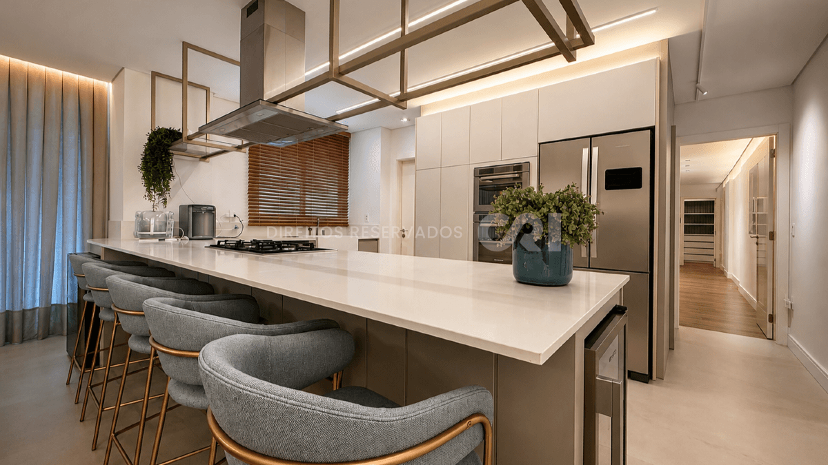Apartamento com 3 Suítes no Edifício Le Blanc na Praia Brava em Itajaí