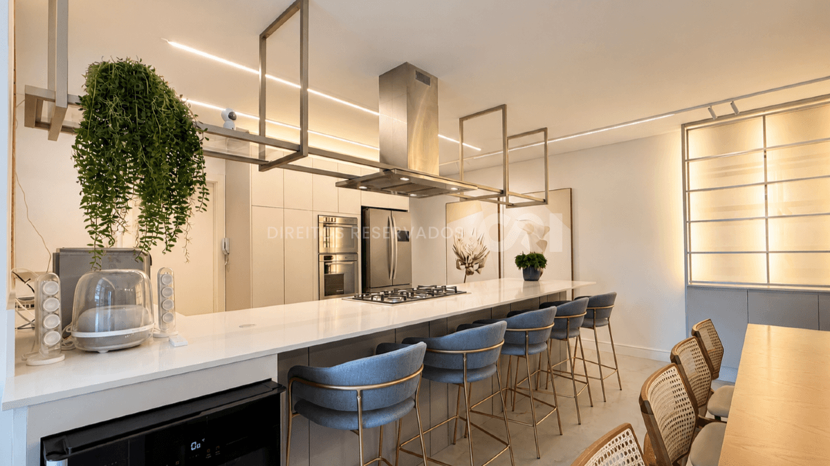 Apartamento com 3 Suítes no Edifício Le Blanc na Praia Brava em Itajaí