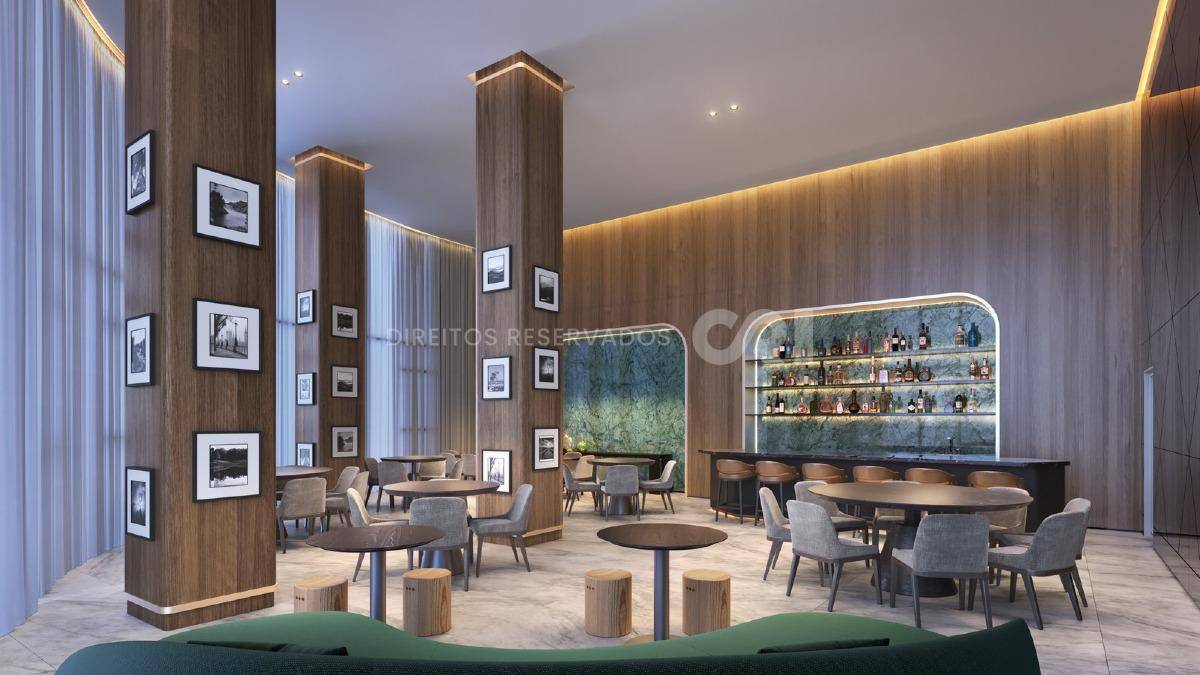 Cobertura Triplex com 5 Suítes no Edifício Elbrus no Centro de Balneário Camboriú