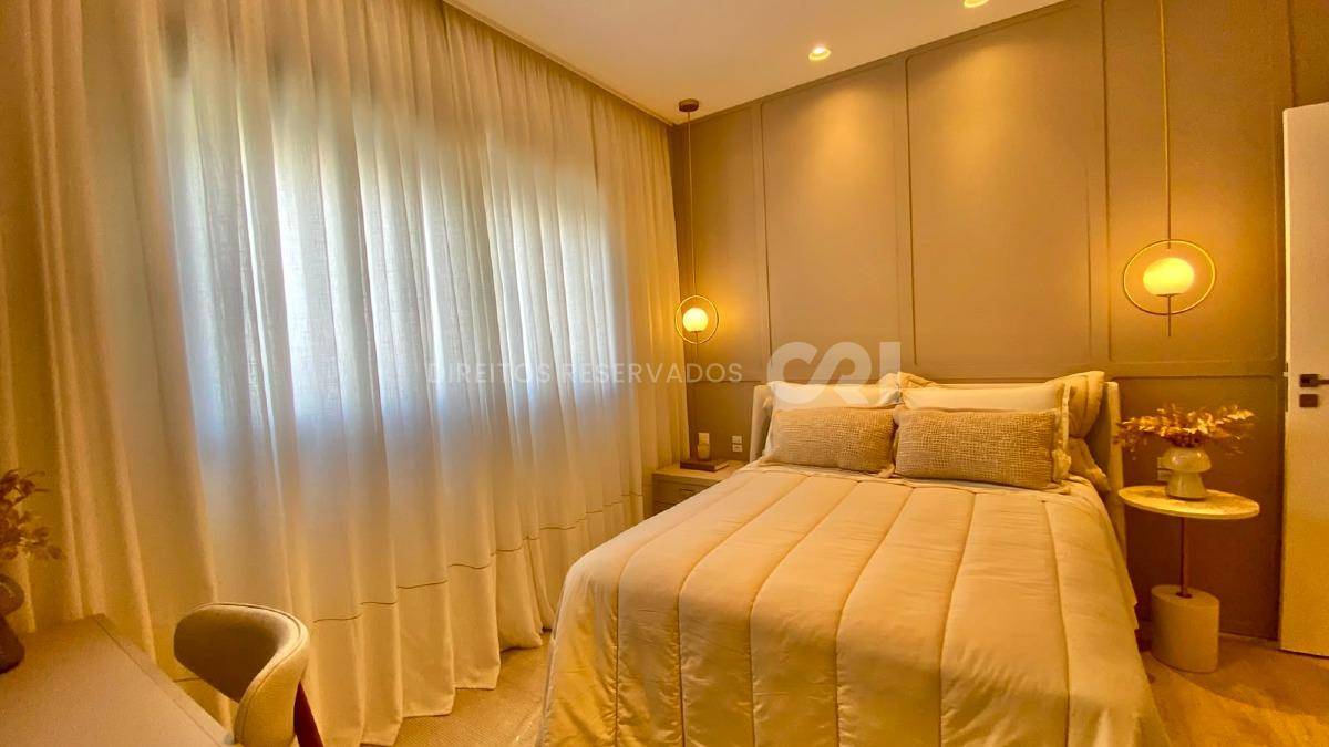 Apartamento Showroom com 4 Suítes no Shard Tower em Meia Praia, Itapema