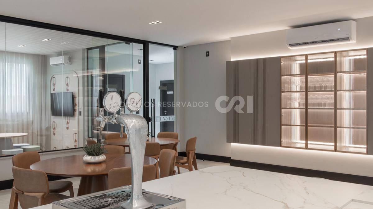 Apartamento com 4 suítes no Edifício Imperia Del Mare na Meia Praia em Itapema