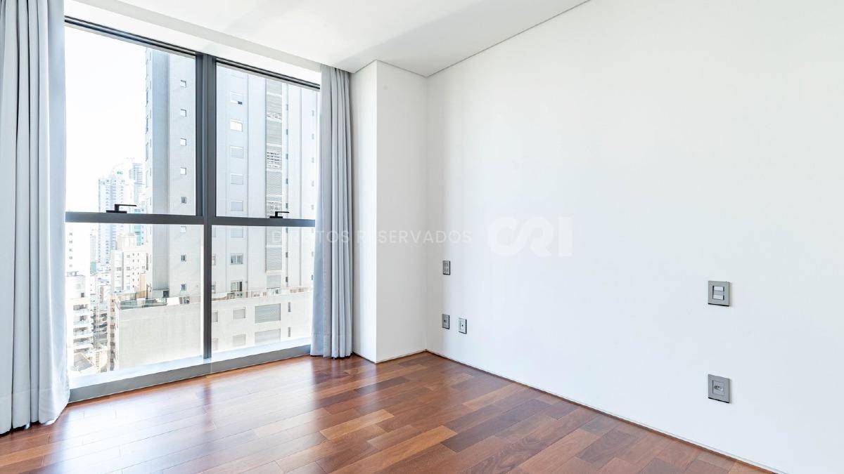 Apartamento com 4 Suítes no Copenhagen na Barra Sul, Balneário Camboriú