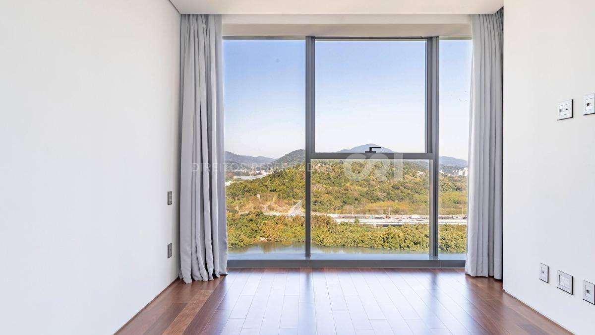 Apartamento com 4 Suítes no Copenhagen na Barra Sul, Balneário Camboriú