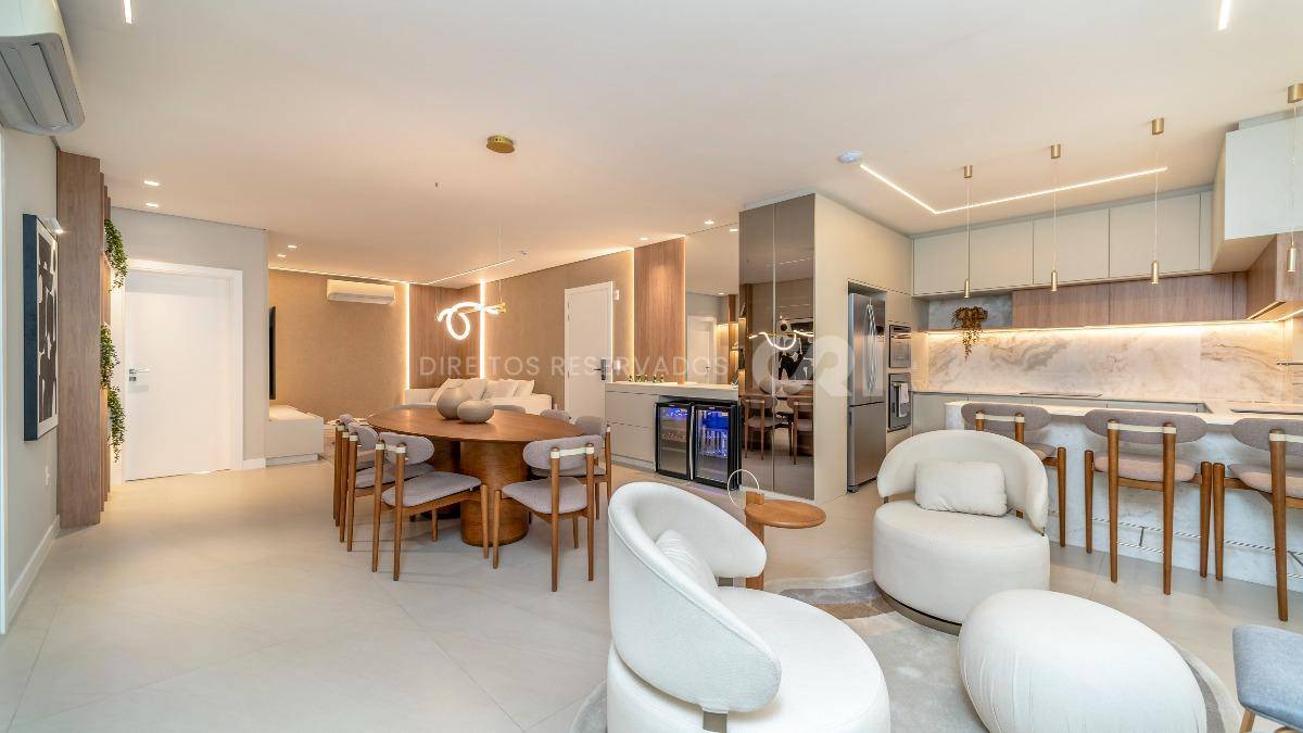 Apartamento Mobiliado com 4 Suítes no Las Salinas no Centro de Balneário Camboriú