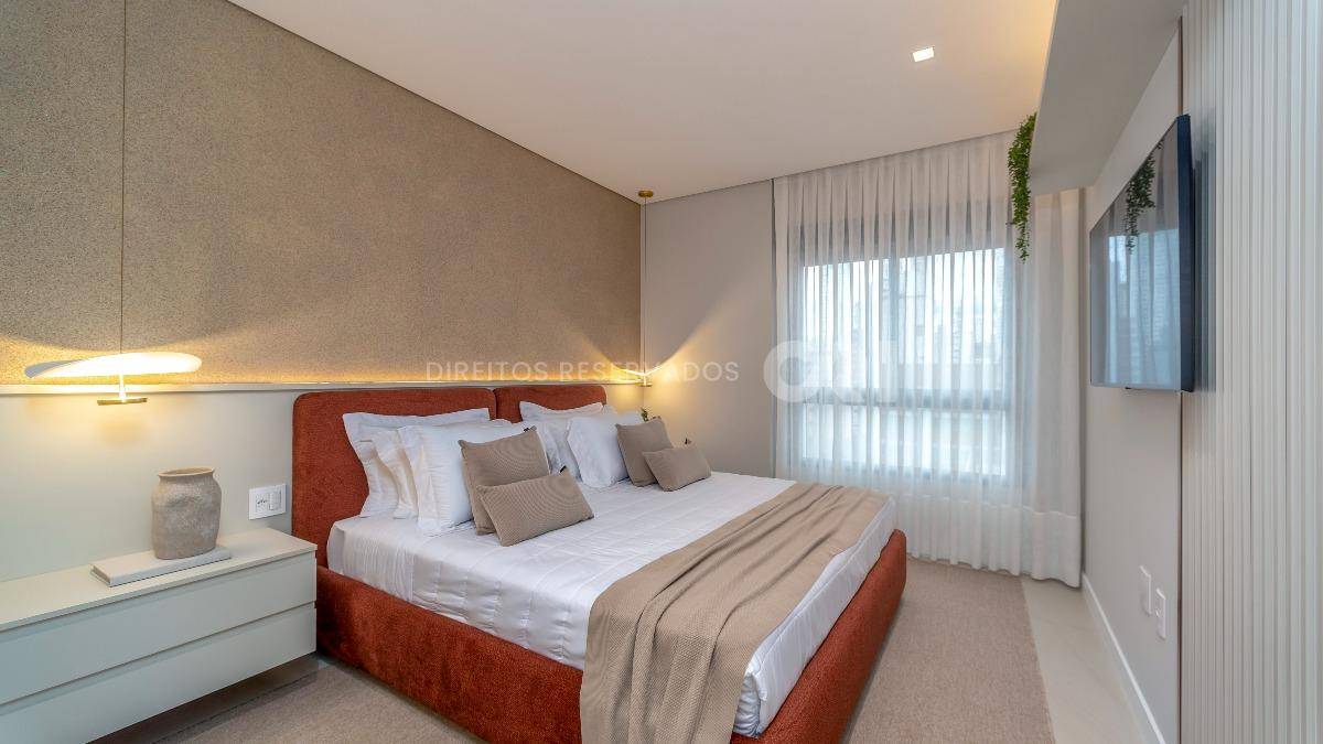 Apartamento Mobiliado com 4 Suítes no Las Salinas no Centro de Balneário Camboriú