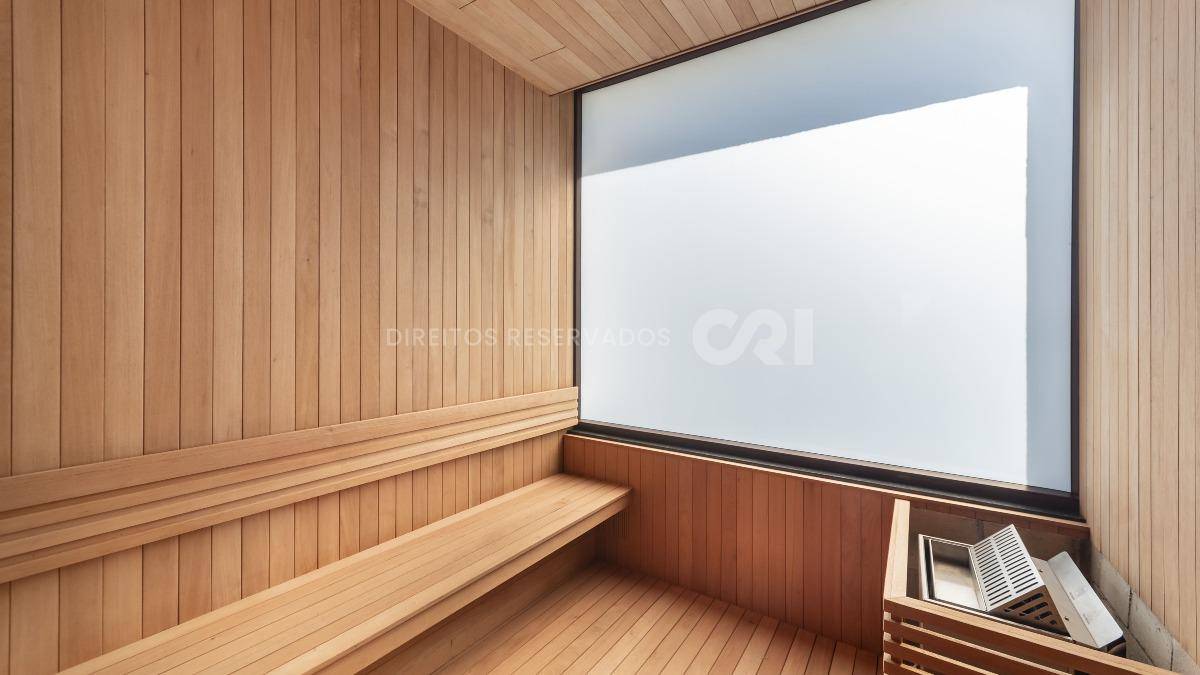 Apartamento 86m² com 3 Dormitórios no Edifício Torres da Brava na Praia Brava em Itajaí
