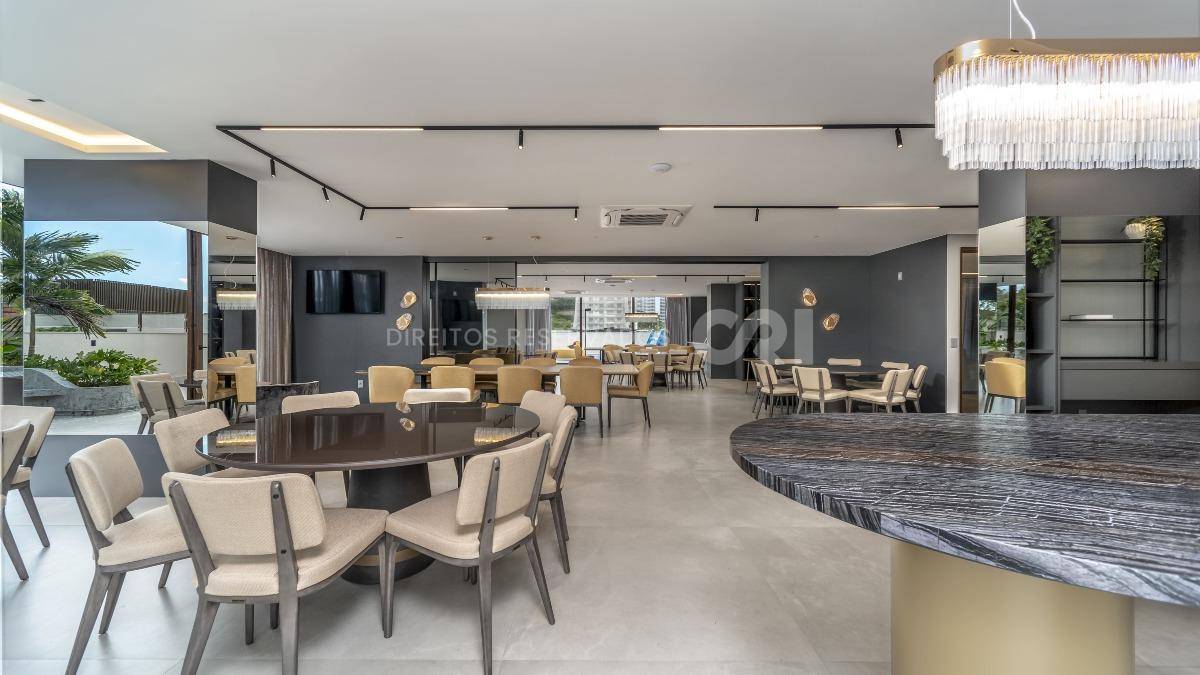 Apartamento 110m² com 3 Dormitórios no Edifício Torres da Brava na Praia Brava, Itajaí