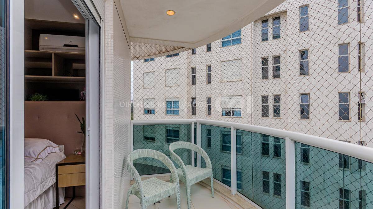Apartamento com 3 Suítes no Brava Home Resort na Praia Brava em Itajaí